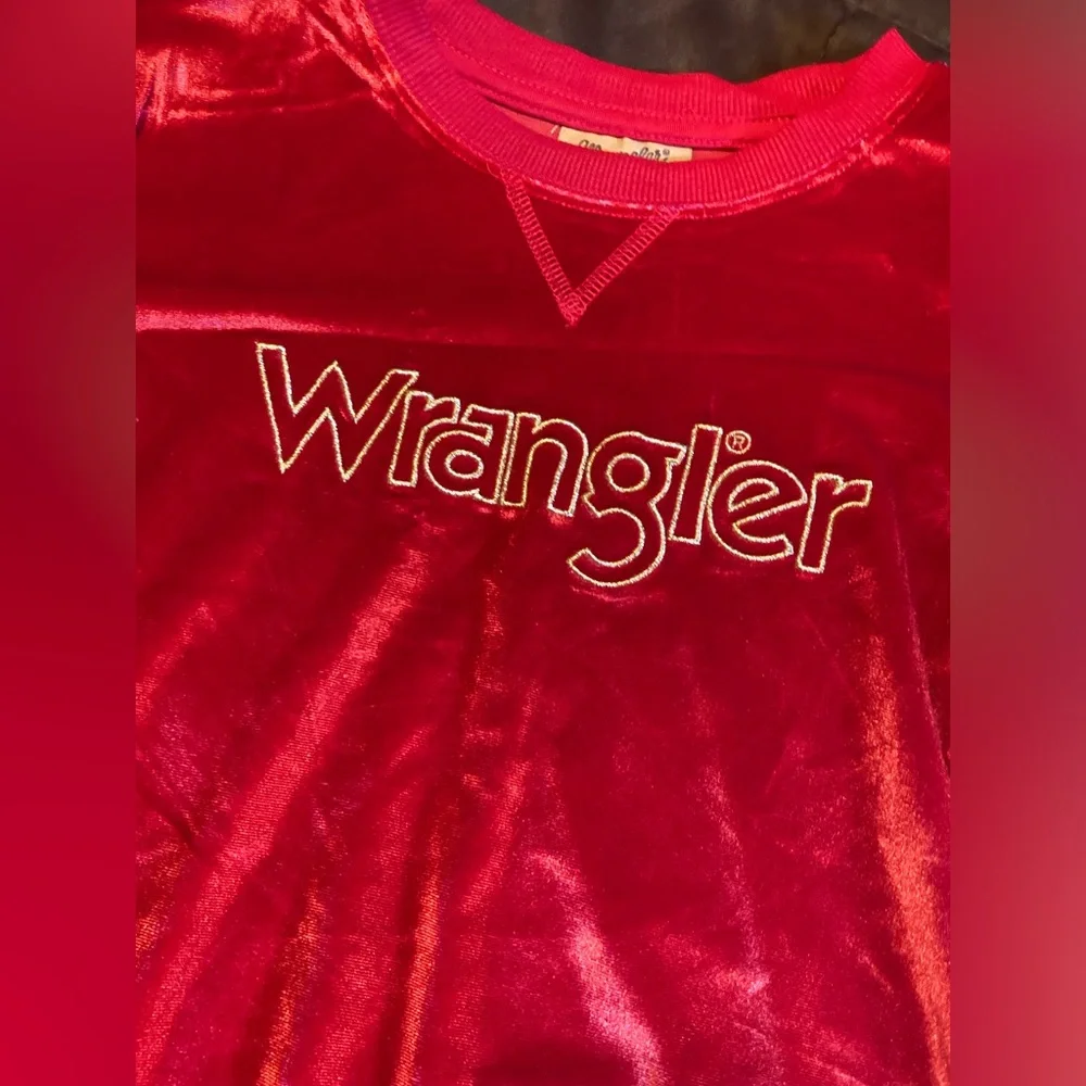 Wrangler brand, kids size small, beautiful red and gold, new with tags, top